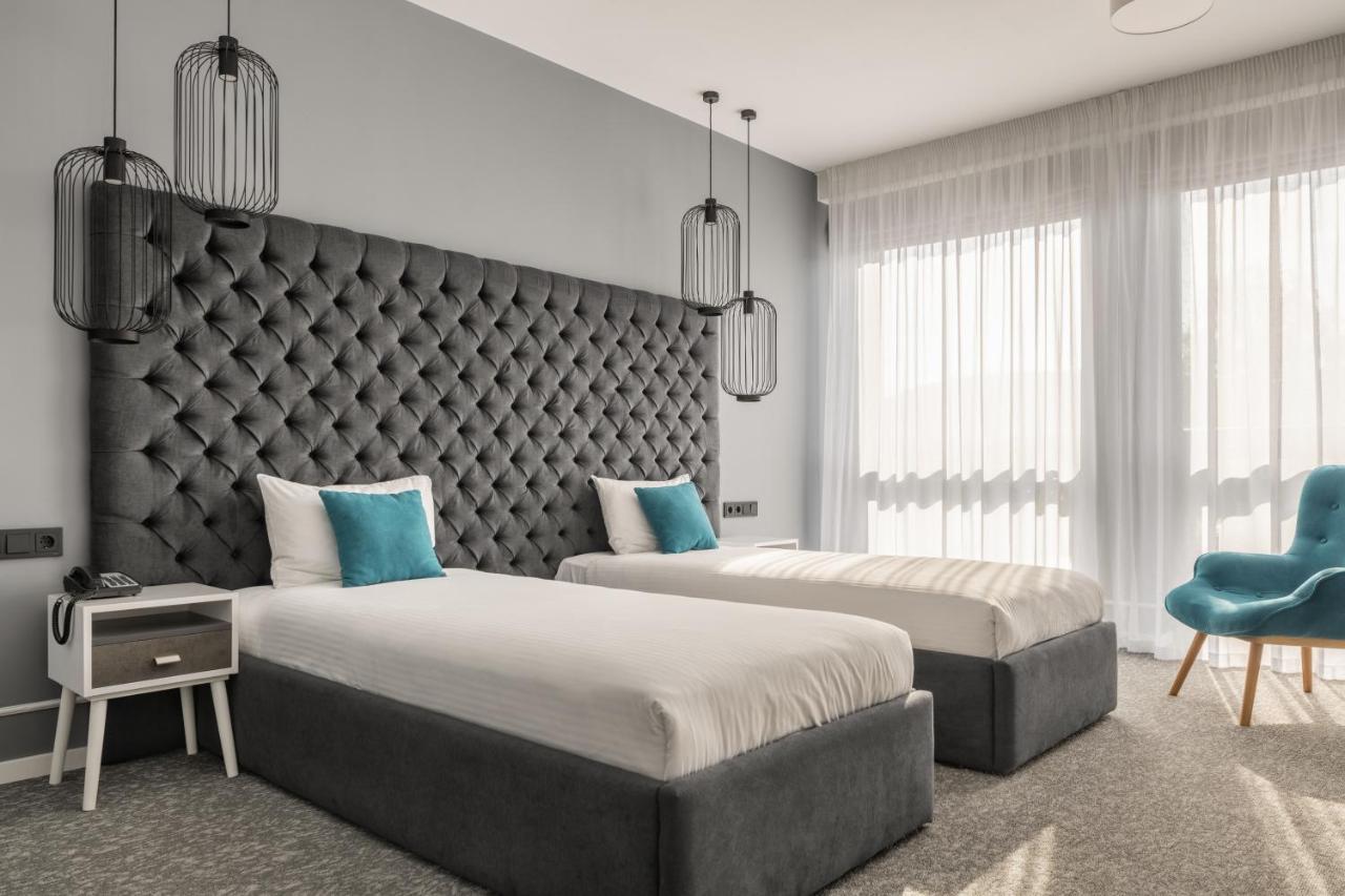 City Inn Lviv Smart Hotel Vynnyky ภายนอก รูปภาพ