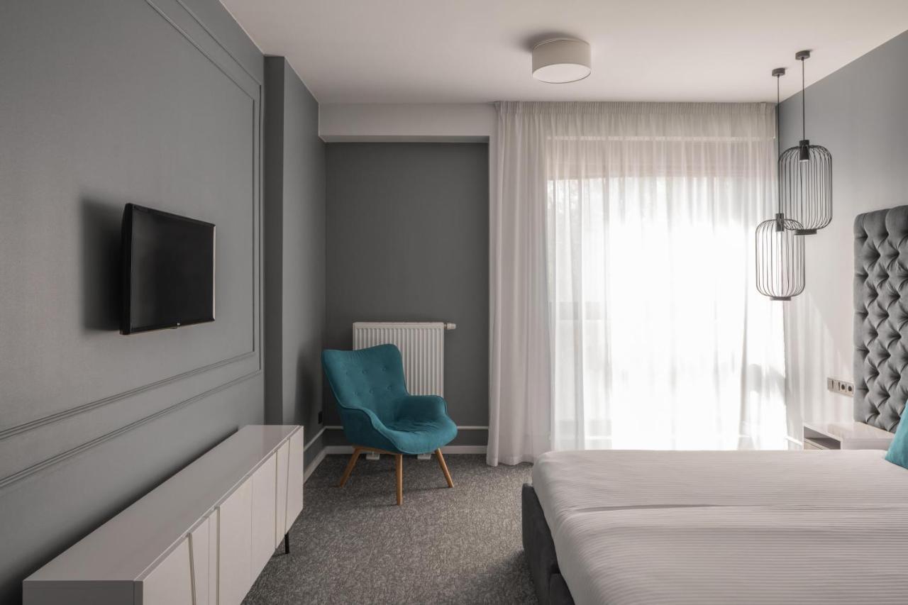 City Inn Lviv Smart Hotel Vynnyky ภายนอก รูปภาพ